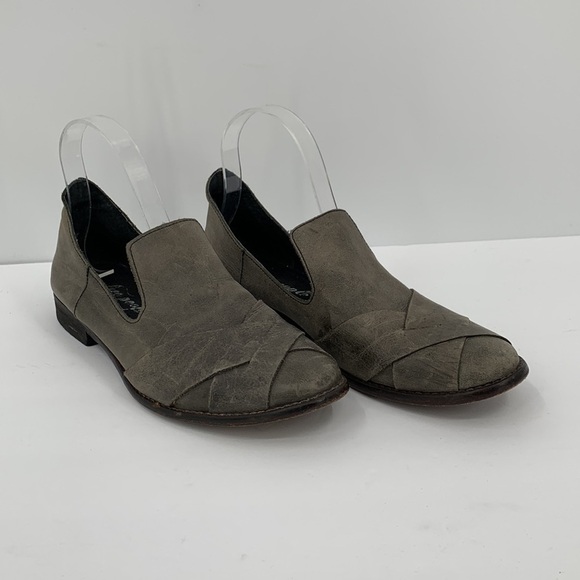 Free People leather distressed gray taupe loafers shoes slip-on woven flat 38 7 - Picture 2 of 6
